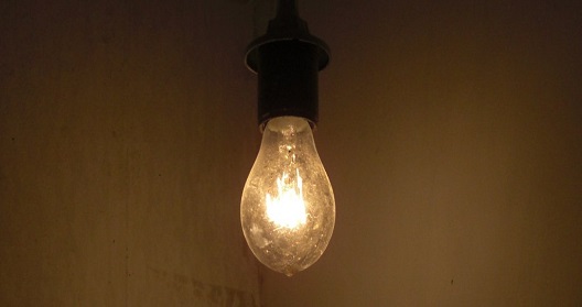 حذف لامپ‌های رشته‌ای برای حذف بحران جهانی انرژی