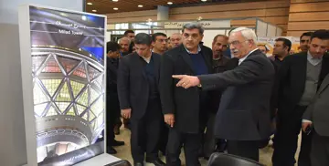 بازدید شهردار تهران از غرفه ونوس شیشه
